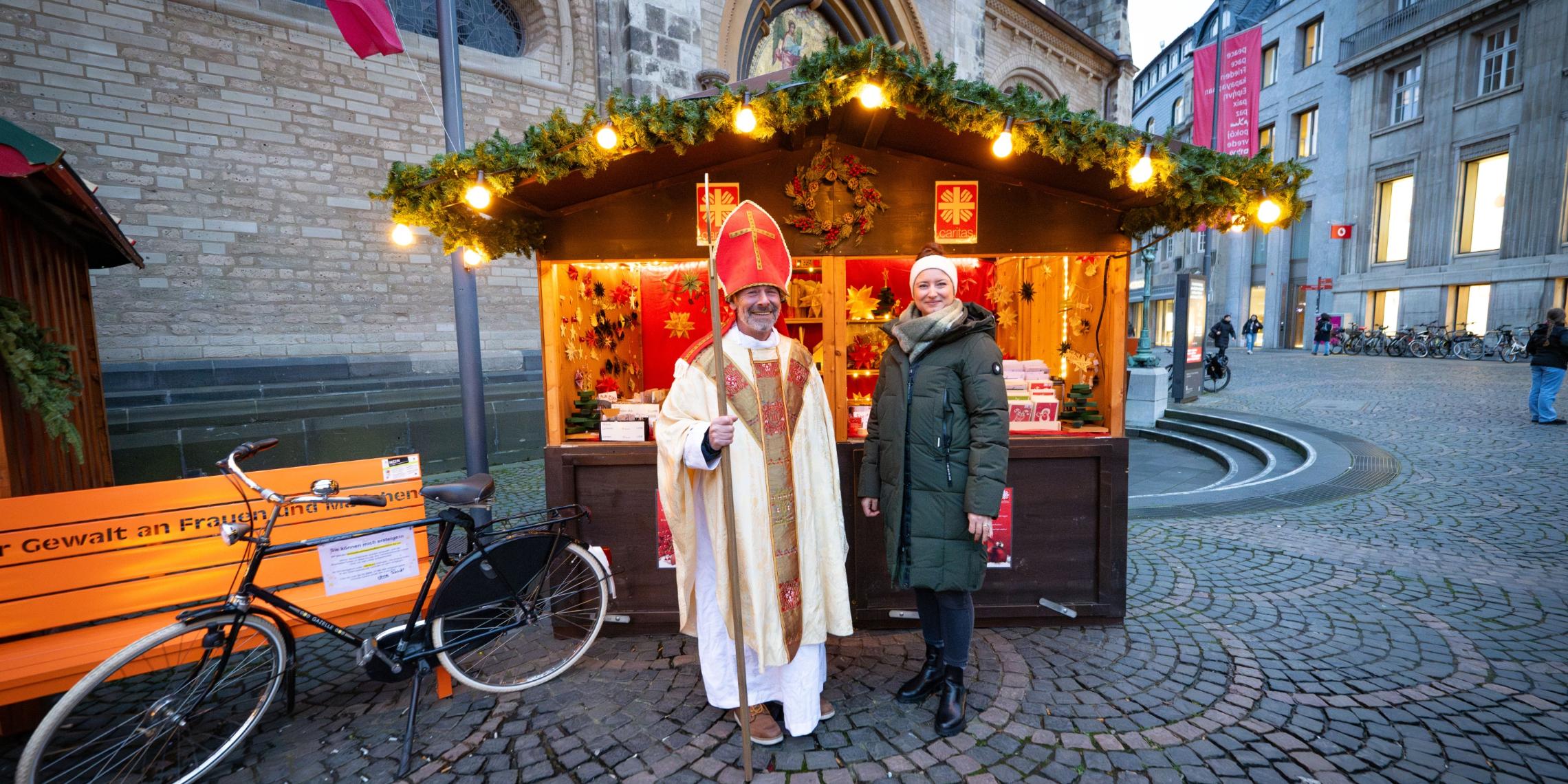 Caritas Weihnachtsmarktstand--11