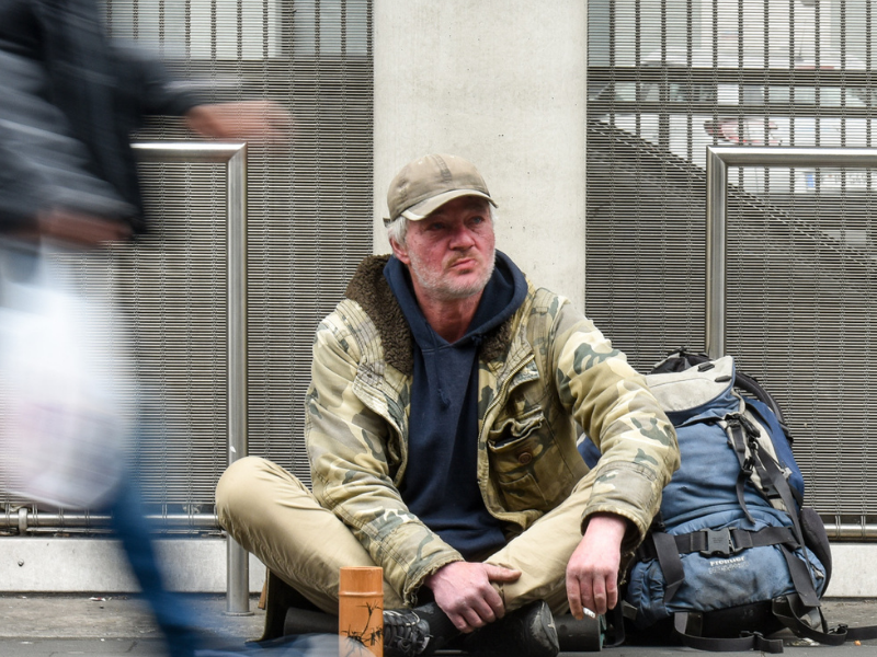 Hilfe für obdachlose und bedürftige Menschen