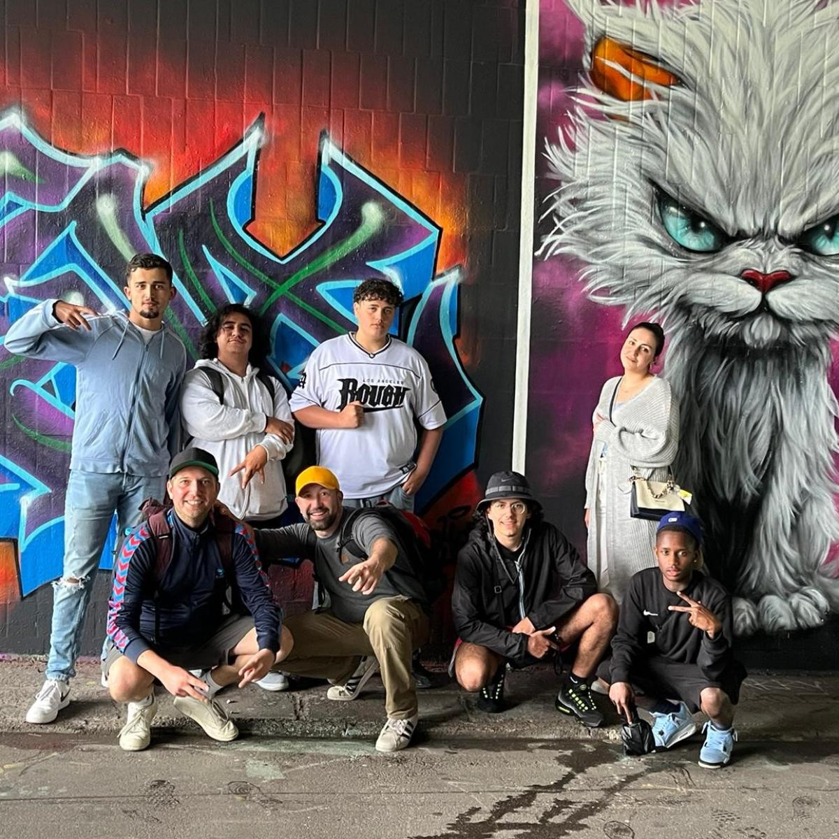 Gruppenfoto_Jugendwerkstatt_Graffiti